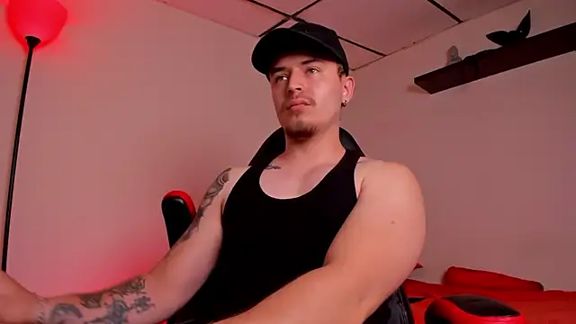 Snapshot of james_connor2 chatting on October 17, 2025, 6:32 pm james connor2 online show from October 17, 2025, 6:32 pm