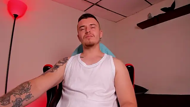 Snapshot of james_connor2 chatting on October 26, 2025, 4:35 pm james connor2 online show from October 26, 2025, 4:35 pm