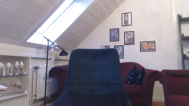 GinaBlonde online show from January 29, 2025, 3:26 pm