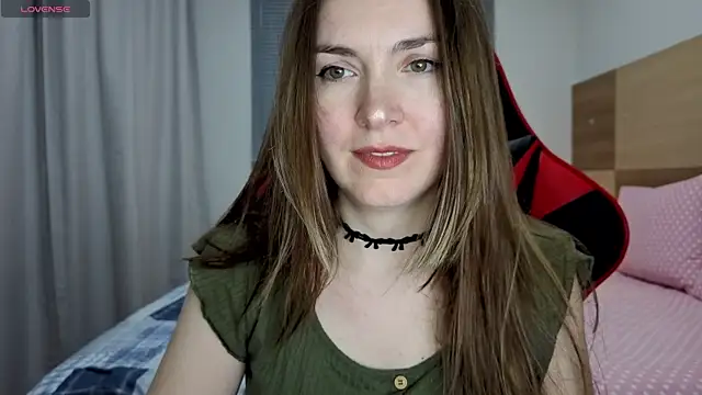 Snapshot of Naughty_Annn chatting on June 24, 2026, 8:08 pm Naughty Annn online show from June 24, 2026, 8:08 pm