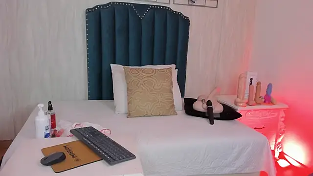 samara warren online show from September 26, 2025, 12:09 pm