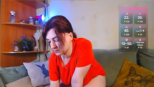 Caroline1995 online show from December 2, 2025, 7:03 am