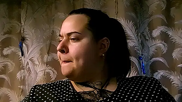 top girl37 online show from September 25, 2025, 2:21 pm