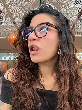 ValeriEvan online show from September 17, 2025, 8:10 pm