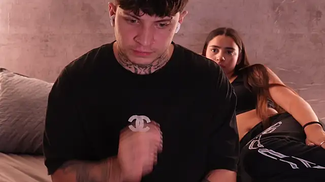 Nicky and Blake online show from November 11, 2025, 9:37 pm