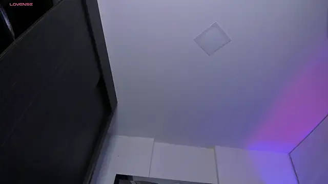 samaay07  online show from October 27, 2025, 4:05 am