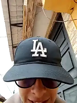 Snapshot of Cuervo_maniaco chatting on March 2, 2025, 4:42 pm Cuervo maniaco online show from March 2, 2025, 4:42 pm