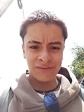 Snapshot of Cuervo_maniaco chatting on March 12, 2025, 5:28 pm Cuervo maniaco online show from March 12, 2025, 5:28 pm