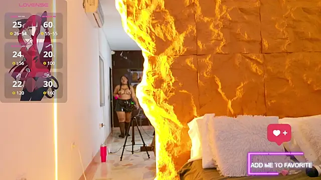 Snapshot of Annie-Wolf chatting on February 20, 2026, 8:53 pm Annie-Wolf online show from February 20, 2026, 8:53 pm