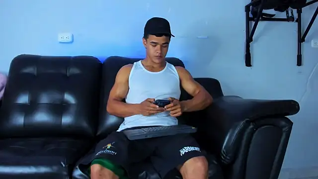 Rob saenz  online show from February 11, 2025, 1:51 pm