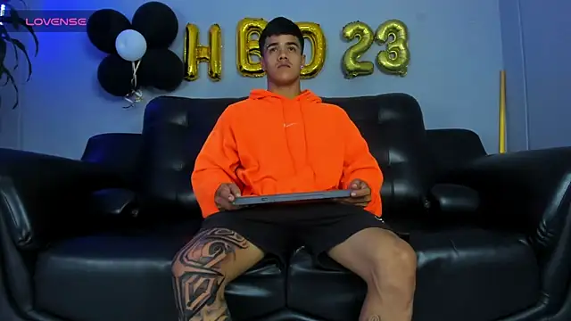 Rob saenz  online show from September 13, 2025, 2:39 pm