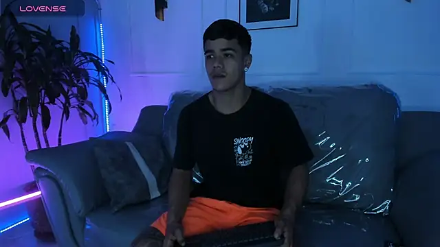 Rob saenz  online show from December 22, 2025, 4:15 pm