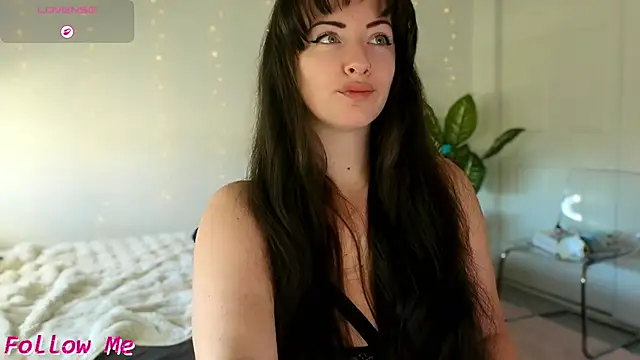 Sapphir3xoxo online show from February 2, 2026, 2:38 pm