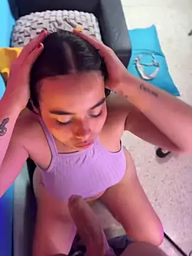 Snapshot of SophieRoyals chatting on March 8, 2025, 4:28 pm SophieRoyals online show from March 8, 2025, 4:28 pm