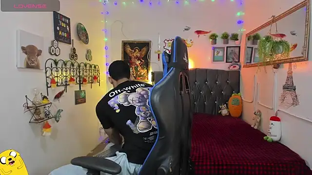 Damian latinxxx online show from January 10, 2026, 2:57 am