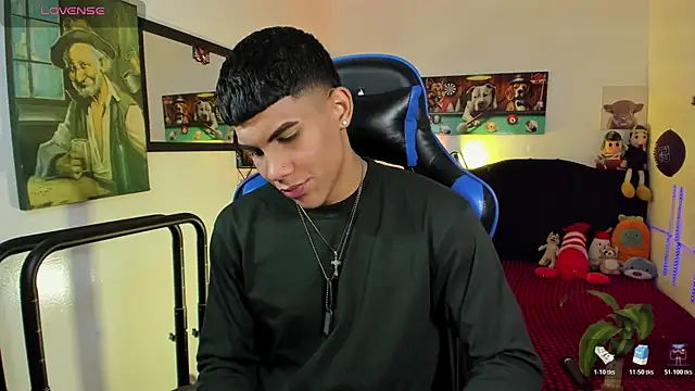 Damian latinxxx online show from April 10, 2026, 3:12 am