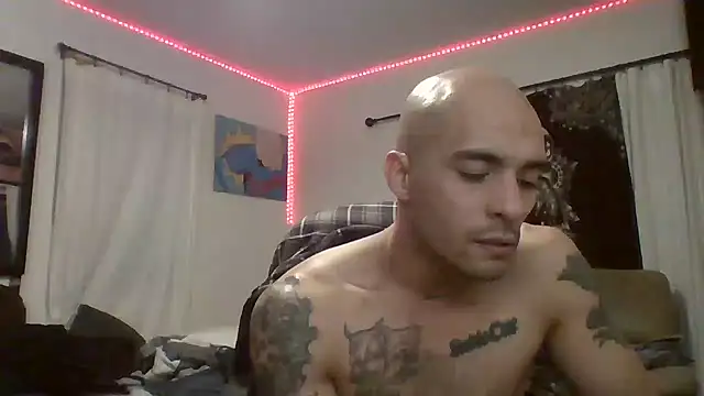 Snapshot of JohnnyDeep187 chatting on December 3, 2024, 2:03 am JohnnyDeep187 online show from December 3, 2024, 2:03 am