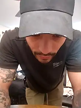 Snapshot of JohnnyDeep187 chatting on December 21, 2024, 7:49 pm JohnnyDeep187 online show from December 21, 2024, 7:49 pm