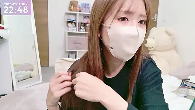 -SHINON- online show from December 14, 2025, 1:49 pm