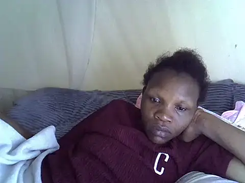 Snapshot of Sweet_serah chatting on November 18, 2025, 3:45 am Sweet serah online show from November 18, 2025, 3:45 am