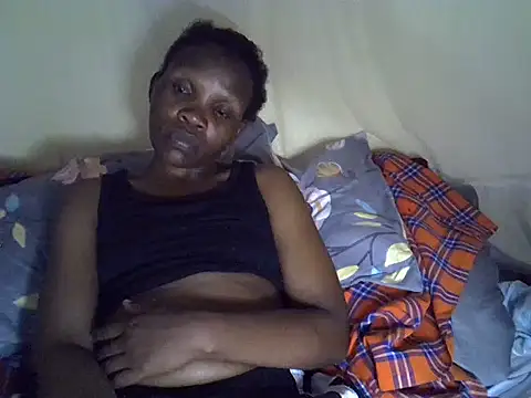 Snapshot of Sweet_serah chatting on March 1, 2026, 3:58 pm Sweet serah online show from March 1, 2026, 3:58 pm