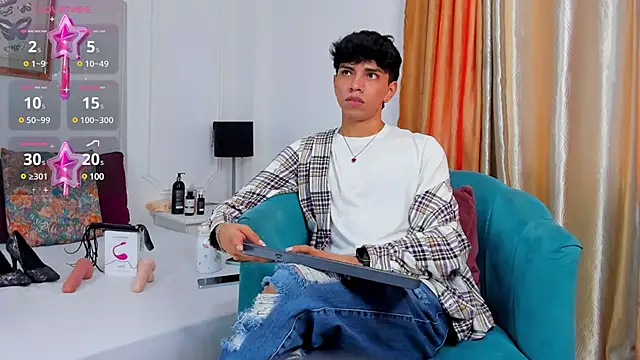 Santy carrington online show from January 10, 2025, 8:04 pm