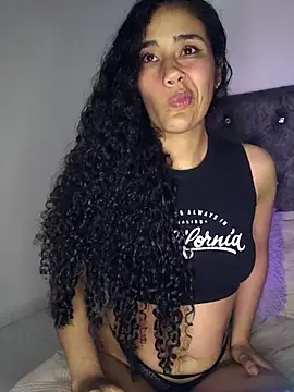 jaderossxx online show from November 29, 2025, 4:04 am