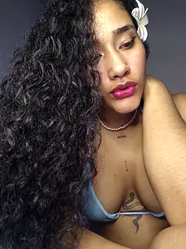 jaderossxx online show from May 28, 2026, 4:21 am