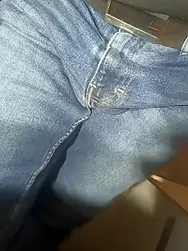 Snapshot of franko1987 chatting on February 1, 2025, 6:32 am franko1987 online show from February 1, 2025, 6:32 am