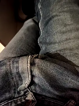 Snapshot of franko1987 chatting on February 3, 2026, 10:09 am franko1987 online show from February 3, 2026, 10:09 am