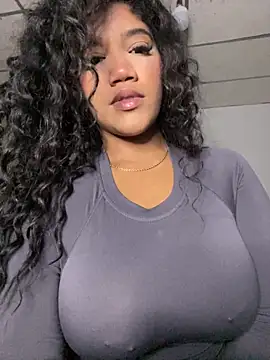 JennamartinyII online show from December 1, 2025, 4:34 pm