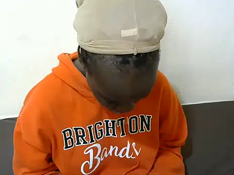 Snapshot of Thicky_kyla chatting on November 22, 2025, 5:39 am Thicky kyla online show from November 22, 2025, 5:39 am