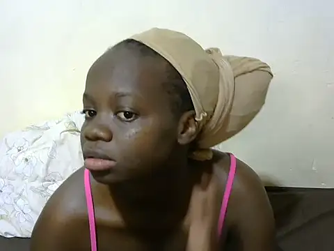 Snapshot of Thicky_kyla chatting on November 23, 2025, 7:08 am Thicky kyla online show from November 23, 2025, 7:08 am