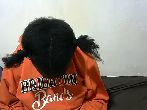 Snapshot of Thicky_kyla chatting on January 15, 2026, 5:49 pm Thicky kyla online show from January 15, 2026, 5:49 pm