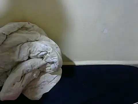 Snapshot of Thicky_kyla chatting on February 25, 2026, 3:32 pm Thicky kyla online show from February 25, 2026, 3:32 pm