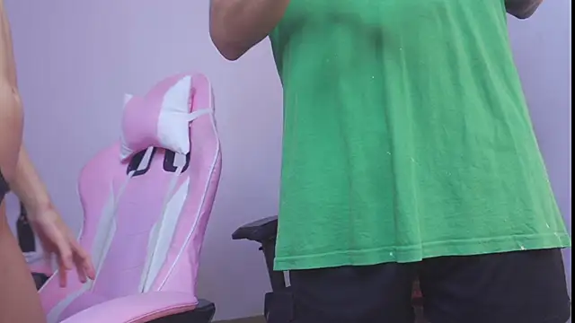 gabriel  manson online show from January 11, 2025, 1:16 am