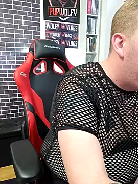 PupW0lfy online show from December 2, 2024, 3:14 pm