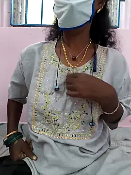 Snapshot of Tamil--Rani chatting on November 28, 2025, 11:02 am Tamil--Rani online show from November 28, 2025, 11:02 am