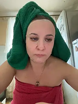 Snapshot of OlgaBuzzz chatting on January 17, 2025, 6:15 am OlgaBuzzz online show from January 17, 2025, 6:15 am