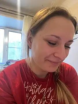 Snapshot of OlgaBuzzz chatting on February 12, 2025, 2:35 am OlgaBuzzz online show from February 12, 2025, 2:35 am