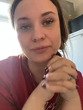 Snapshot of OlgaBuzzz chatting on March 14, 2025, 2:53 am OlgaBuzzz online show from March 14, 2025, 2:53 am