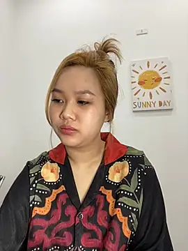 Odette68 online show from February 8, 2026, 9:23 am