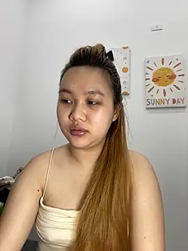 Odette68 online show from April 7, 2026, 12:44 am