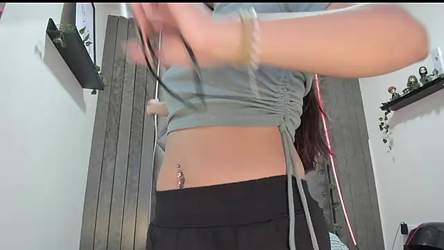 Snapshot of AbbyWathson chatting on November 10, 2025, 7:35 pm AbbyWathson online show from November 10, 2025, 7:35 pm