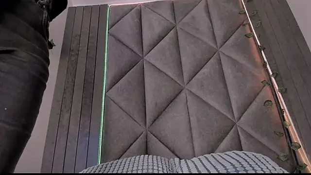 Snapshot of AbbyWathson chatting on November 20, 2025, 7:57 pm AbbyWathson online show from November 20, 2025, 7:57 pm