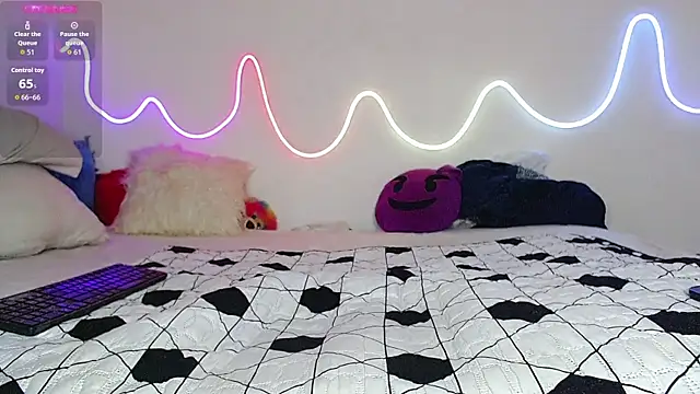 bobsexy08 online show from October 4, 2025, 12:25 pm