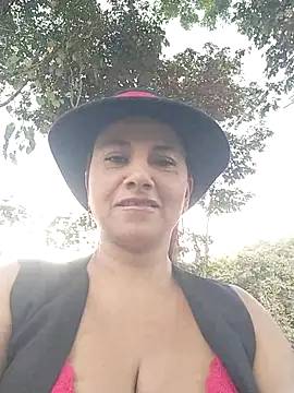 andreu mature online show from February 17, 2026, 8:59 pm