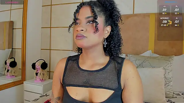 Snapshot of CamilaFoox1 chatting on February 12, 2025, 11:51 am CamilaFoox1 online show from February 12, 2025, 11:51 am