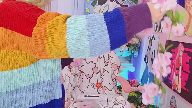 Coconut Mia online show from December 16, 2024, 9:31 pm