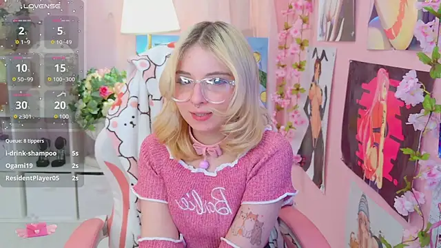 Coconut Mia online show from January 22, 2025, 3:31 am